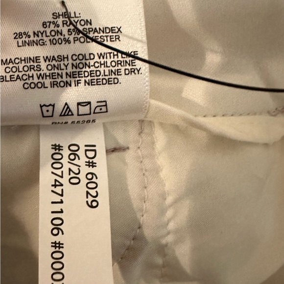 Express mid rise houndstooth plaid skinny pant - Picture 3 of 7